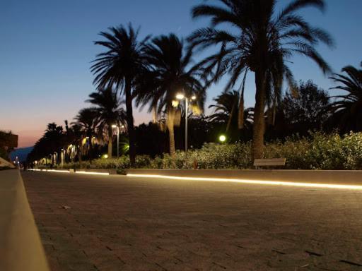 Savona Magnifico Sole Mare 150 M Wifi Climatcontrol Apartman Kültér fotó